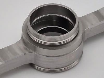 Fluidverteiler, Ausschnitt mit dem Aussengewinde